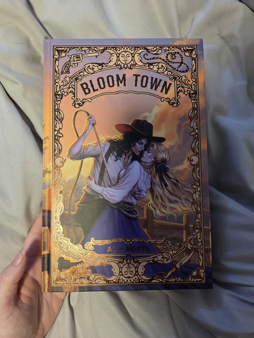 Smut&Sip Bloom Town